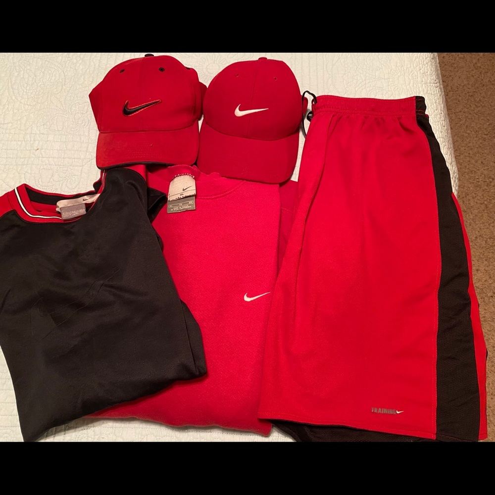 NIKE BLOWOUT